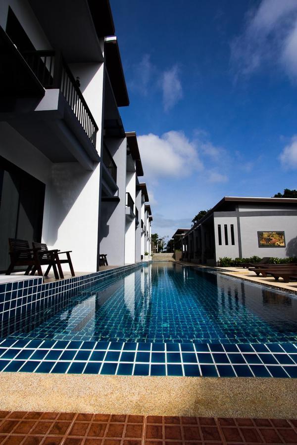 Alphabeto Resort Nai Harn Exterior foto